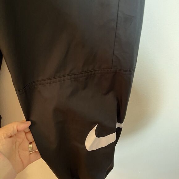 AUTHENTIC NIKE WOMEN CUFFED TRACK PANTS Sz M Preowned Hiking Running - Picture 4 of 8